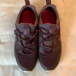 Womens Nike Sneakers